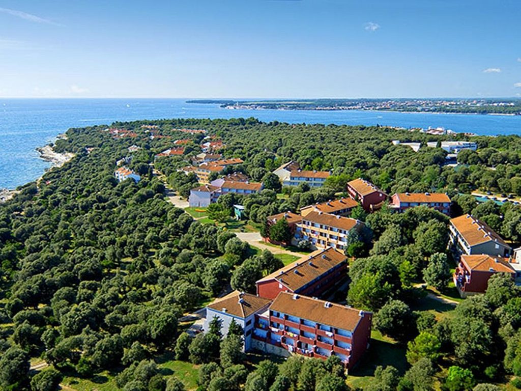 Ferienwohnungen Lanterna Sunny Resort by Valamar am Strand in Porec in Istrien in Kroatien